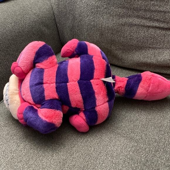 Walt Disney World Cheshire Cat Alice In Wonderland Disneyland 17" Pink Plush Cat - Picture 6 of 10